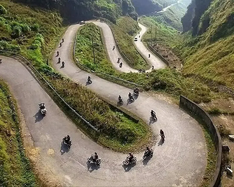 Mã Pí Lèng Hà Giang